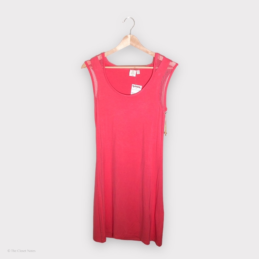 scoop sleeveless coverup with netted hood in hot pink